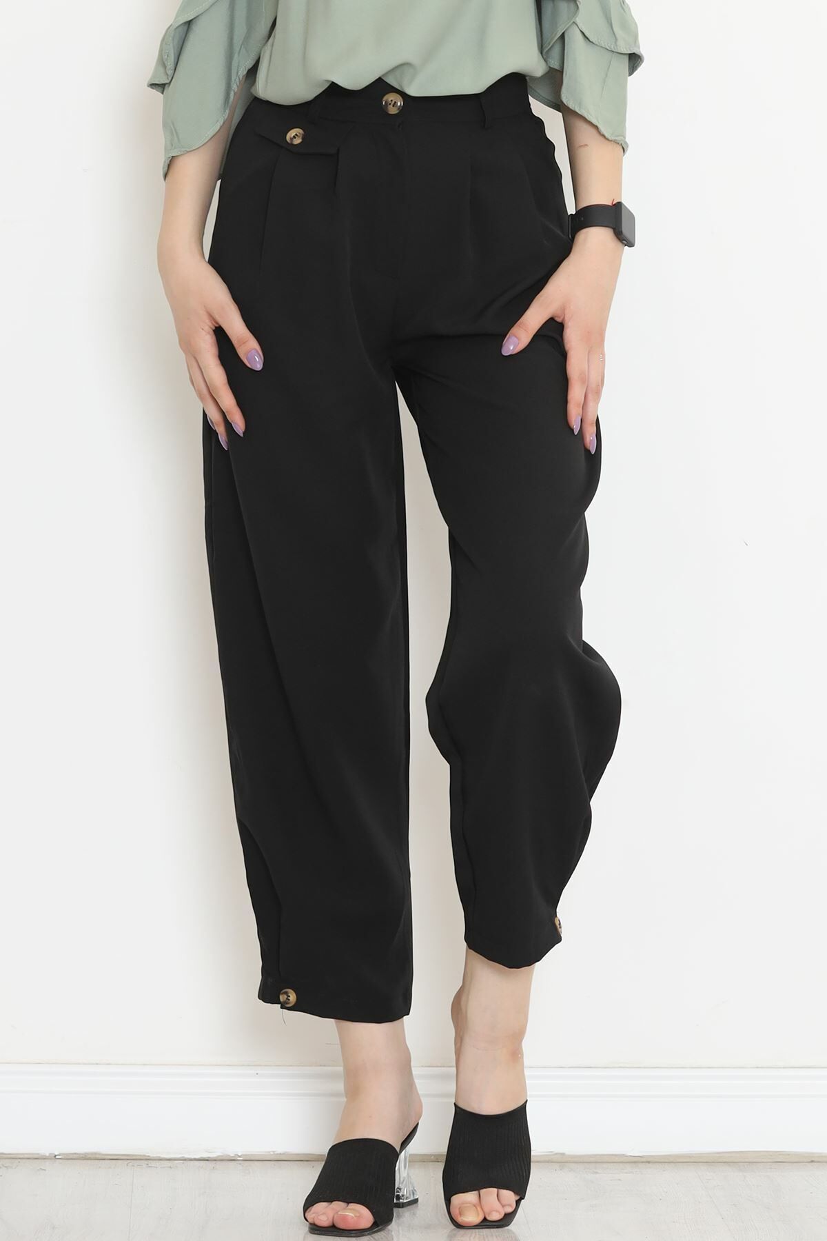 Paça Düğme Detaylı Pantolon Siyah - 20783.683.