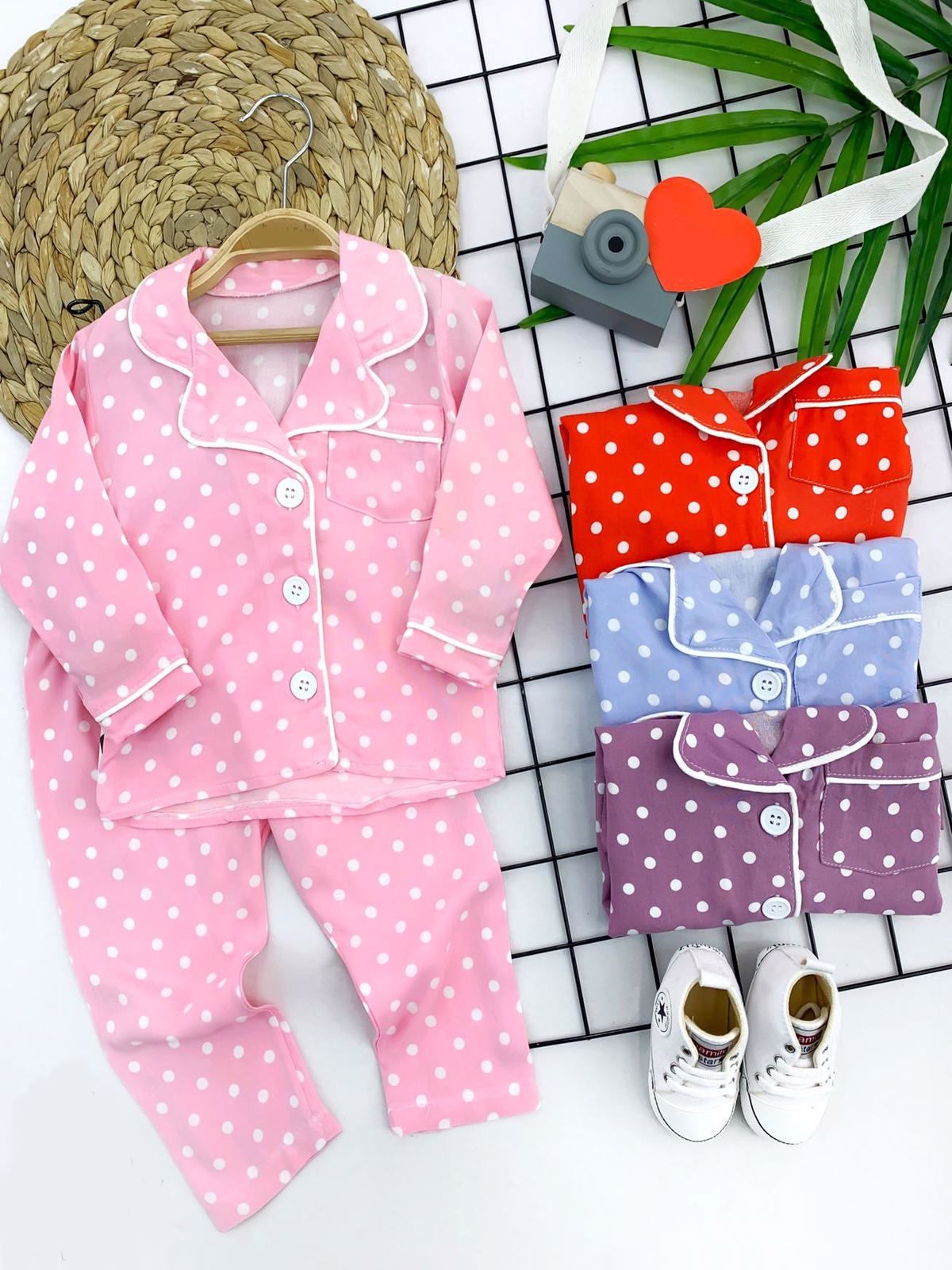 9-12-18-24 Ay Puantiyeli Düğme Kapama 2li Kız Erkek Bebek Pijama Takımı